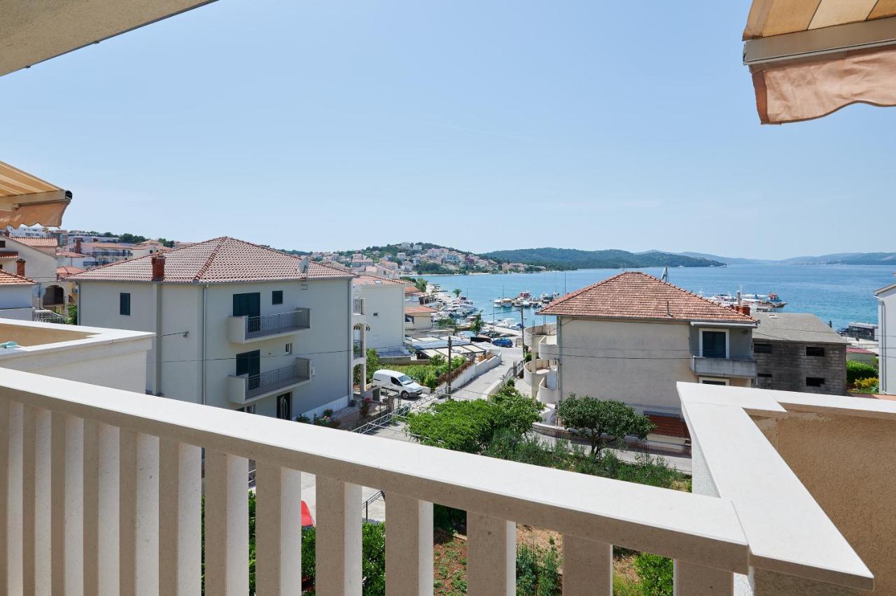 T&T Sea View Apartments Trogir Zewnętrze zdjęcie