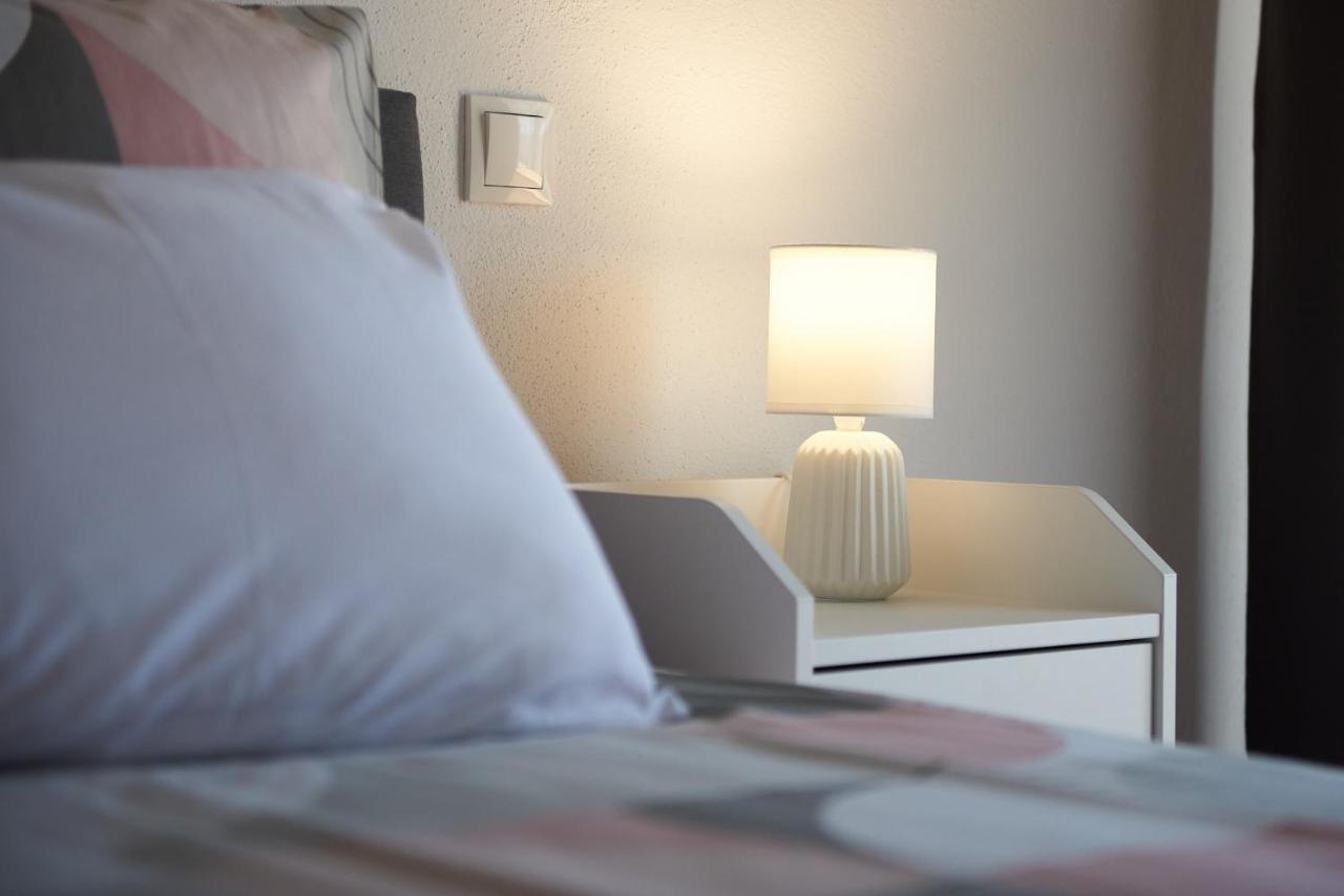 T&T Sea View Apartments Trogir Zewnętrze zdjęcie