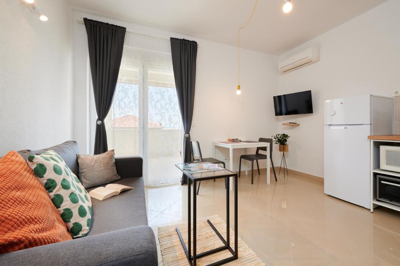 T&T Sea View Apartments Trogir Zewnętrze zdjęcie