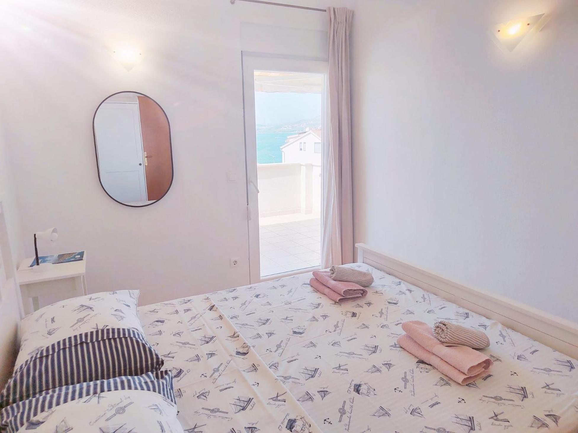 T&T Sea View Apartments Trogir Zewnętrze zdjęcie